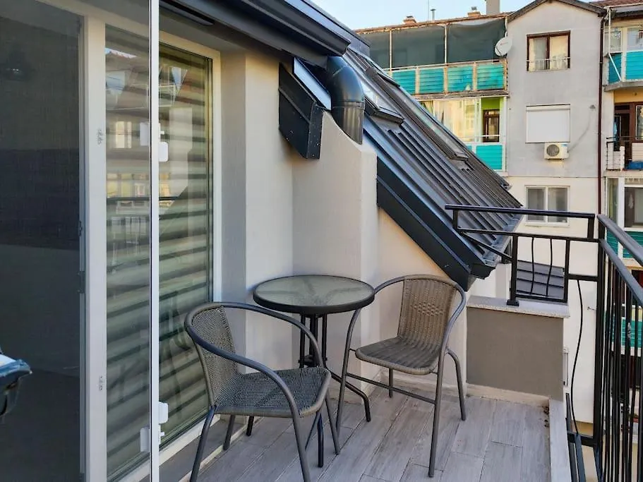 ~ Velvet ~ Central & Quiet Flat + Private Parking Varna 0*,  Bulgaria