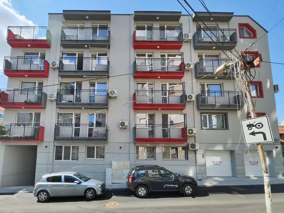 Apartment ~ Velvet ~ Central & Quiet Flat + Private Parking Varna