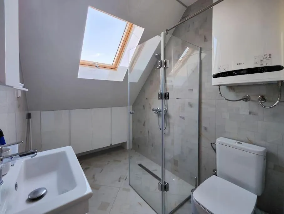 ~ Velvet ~ Central & Quiet Flat + Private Parking Varna Apartment